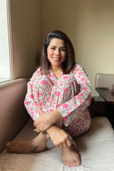 Elegant pink-beige pyjama set